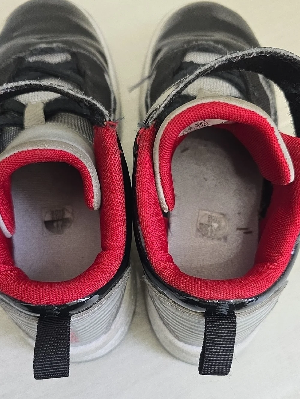 Jordan Kids Black White and Red Velcro Athletic Sneakers Boys Size 1 High Top